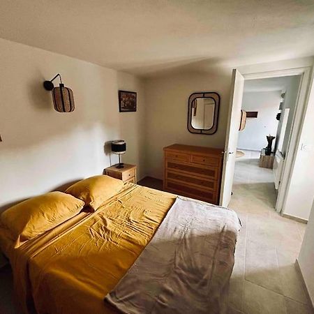 Charmant Petit Appartement Place De L Eglise Piana  Luaran gambar