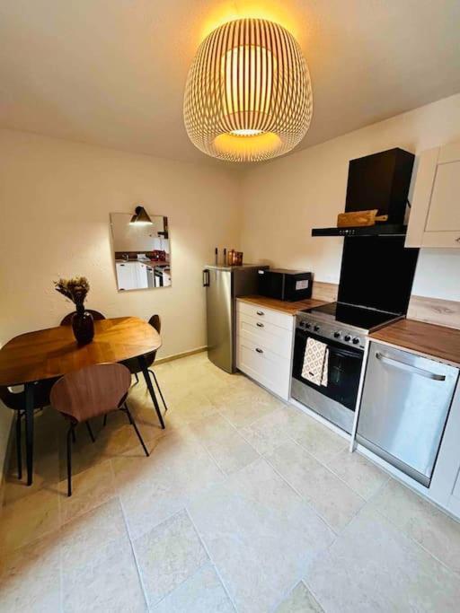 Charmant Petit Appartement Place De L Eglise Piana  Luaran gambar