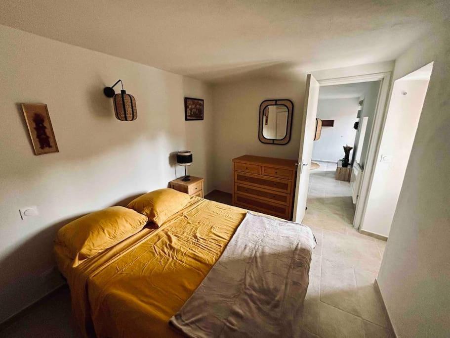 Charmant Petit Appartement Place De L Eglise Piana  Luaran gambar